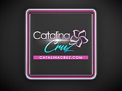 CATALINA CRUZ - My Pussy Was Throbbing Horny In Bathtub