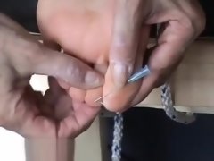 Extreme foot fetish and feet needle bdsm of mature amateur