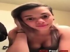 Pretty Teen Showing Tits On Periscope